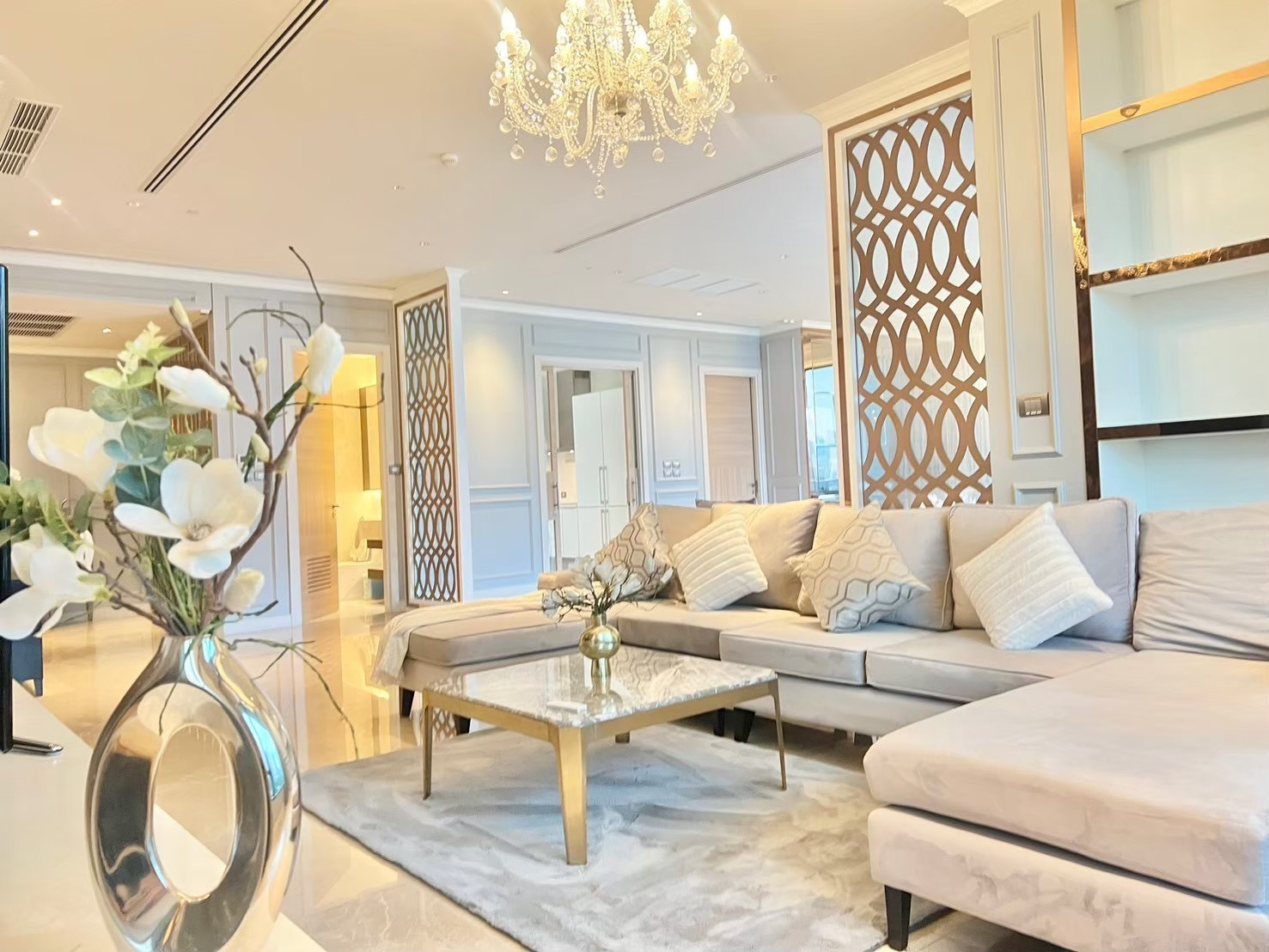 🌟 (ให้เช่า / ขาย) The Residences at Sindhorn Kempinski Hotel Bangkok (เดอะ เรสซิเดนซ์ แอท สินธร เคปินสกี้) – เพนต์เฮาส์หรูพร้อมลิฟต์ส่วนตัว Rare Collection Residence ใจกลางหลังสวน
