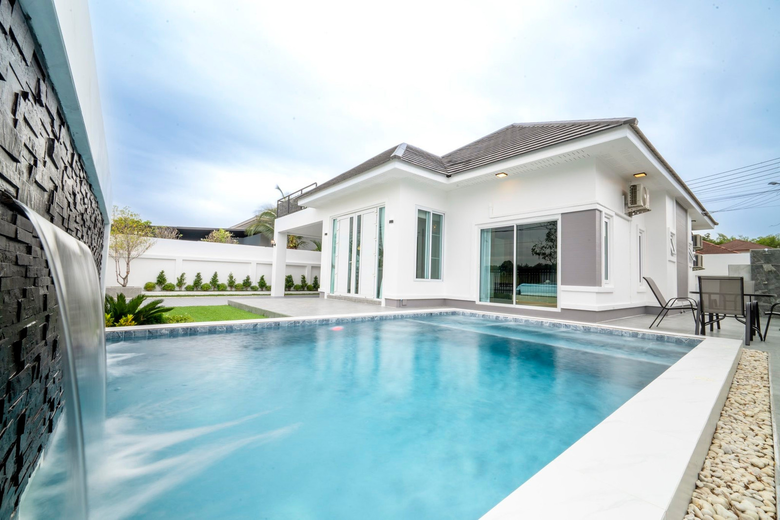 Single House for Sale in Nong Pla Lai Pattaya, near International Schools Single House for Sale in Nong Pla Lai Pattaya, near International Schools