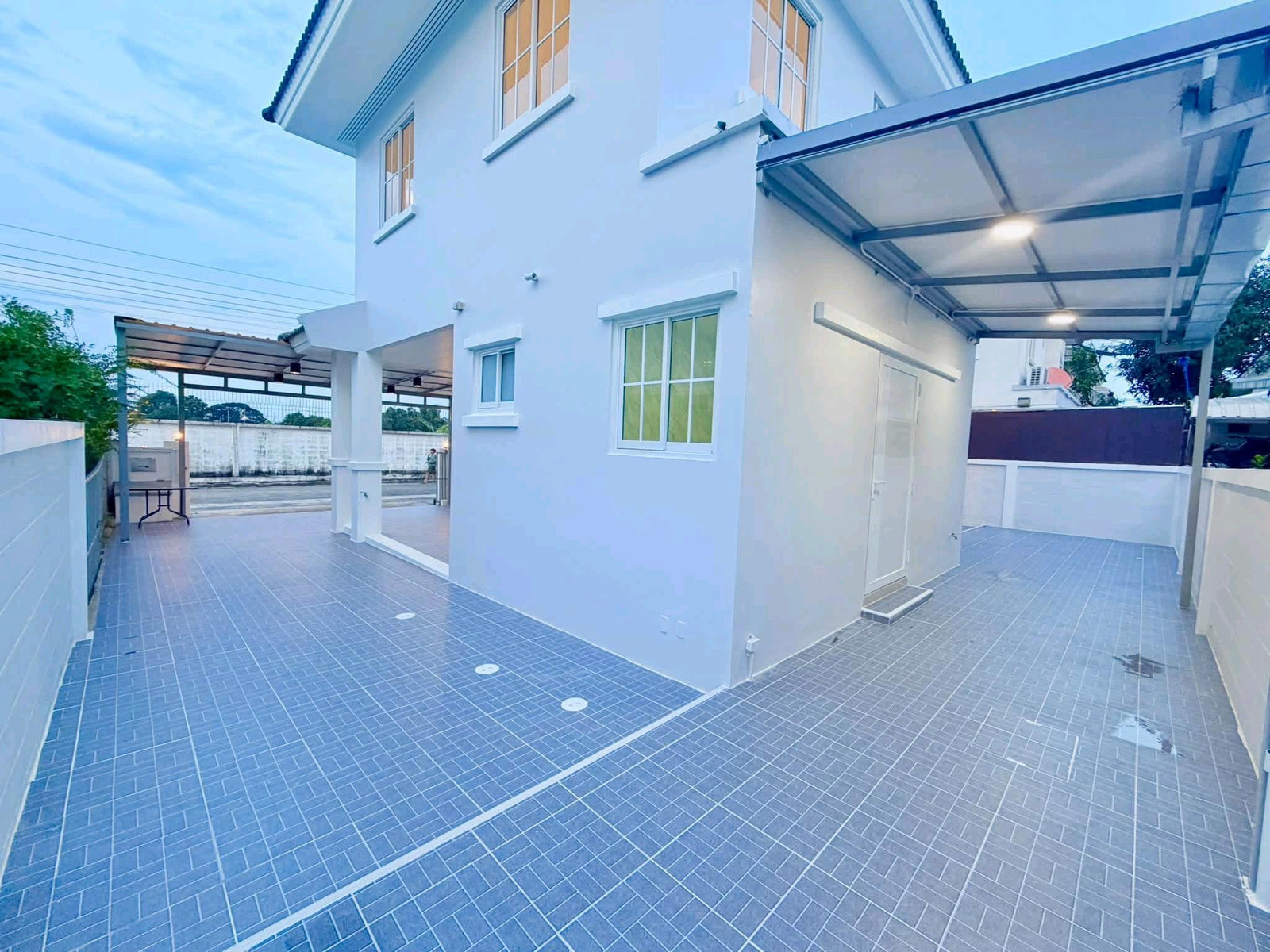 💫ขายบ้านเดี่ยว ชลลดา ซอยวัดลาดปลาดุก💫 🏡บ้านเดี่ยว 2 ชั้น ตกแต่งใหม่พร้อมอยู่ หน้าบ้านไม่ชนใคร โครงการคุณภาพ ส่วนกลางครบ  ✨บ้านตกแต่งใหม่ พร้อมอยู่ ✨หน้าบ้านไม่ชนใคร โปร่ง เป็นส่วนตัว ✨บ้านหันหน้าทิศเหนือ ไม่ร้อน อยู่สบาย ✨มีพื้นที่จัดสวนหน้าบ้าน ✨โครงก – รูปที่ 3