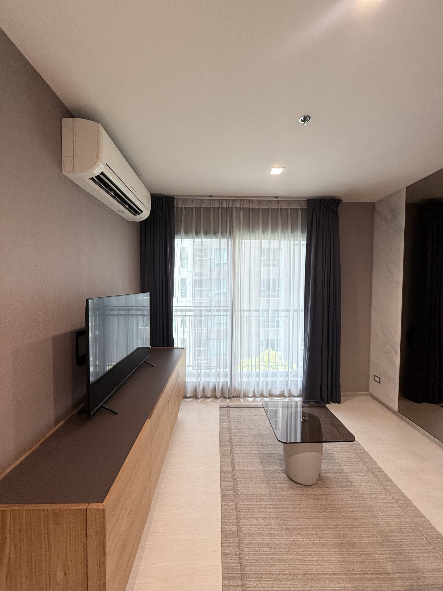 2 BED Beautiful Unit For rent Rhythm Sukhumvit 36-38 2 bedrooms 2 toilets 60 sqm   – รูปที่ 2