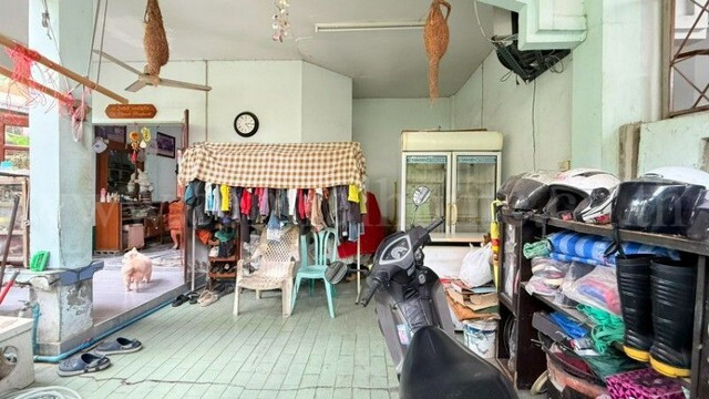 ทาวน์เฮ้าส์ 3 ชั้น บ้านร่มไทร ซอยกำนันแม้น 7 บางบอน – รูปที่ 3