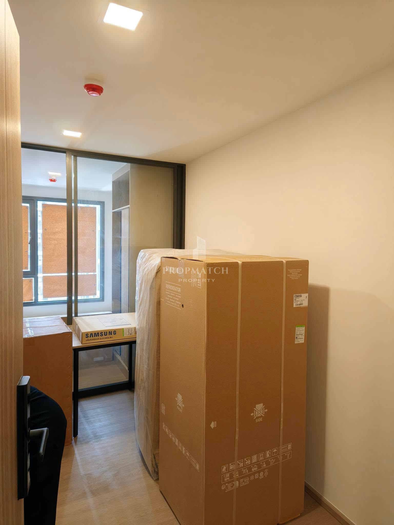 ✨Flash Deal ✨THE BASE Ratchada 19 ( 1Bed 1Bath 25.25SQM.) พร้อมอยู่ ! เพียง 3,049,000 บาท Tel.0981315848 @propmatch 