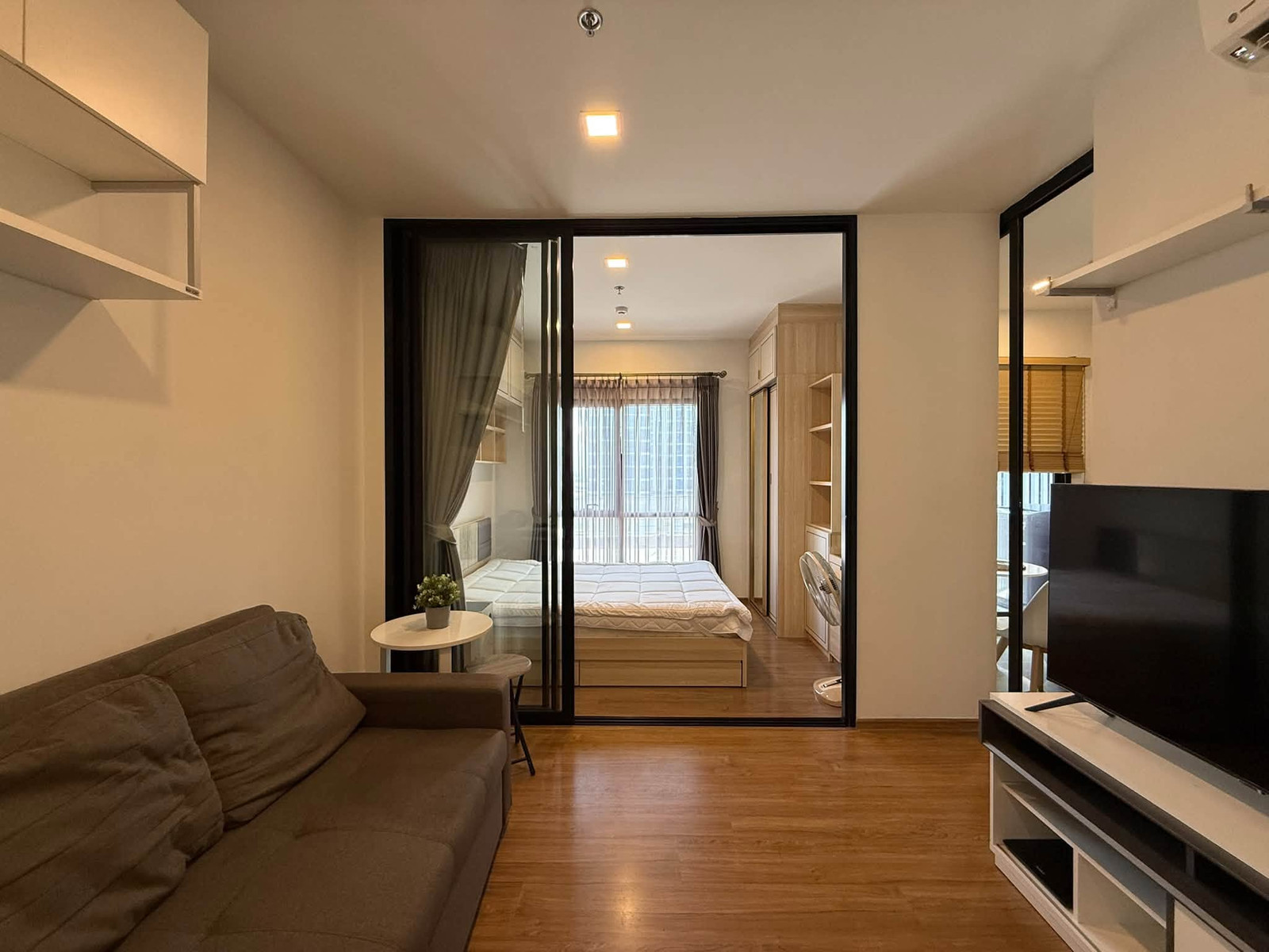 🌷🩷 Metris Rama 9-Ramkumhang🌷🩷 1 BEDROOM + 1 BATHROOM |30 SQ.M. 🐶 Pet friendly 🐱 - Rental Price : 17,500 Baht/month