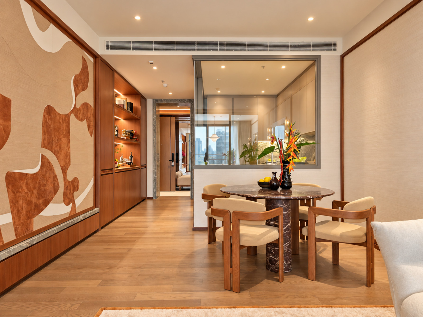 ❖ Spacious Elegance ❖ ความเรียบหรูที่ลงตัว กับชีวิตส่วนตัวในทำเลศักยภาพใจกลางอารีย์ | ใกล้ BTS อารีย์ 100 ม., โรงเรียนนานาชาติ RBIS แหล่งไลฟ์สไตล์ และโรงพยาบาลพญาไท 2 – รูปที่ 2