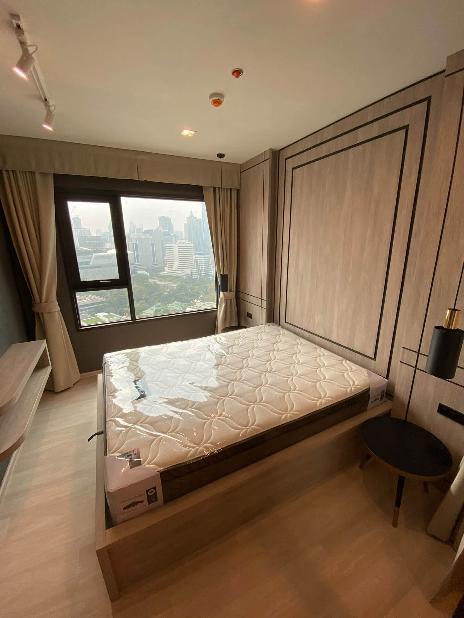 Life One Wireless for Rent near BTS Phloen Chit 550 m Life One Wireless for Rent near BTS Phloen Chit 550 m