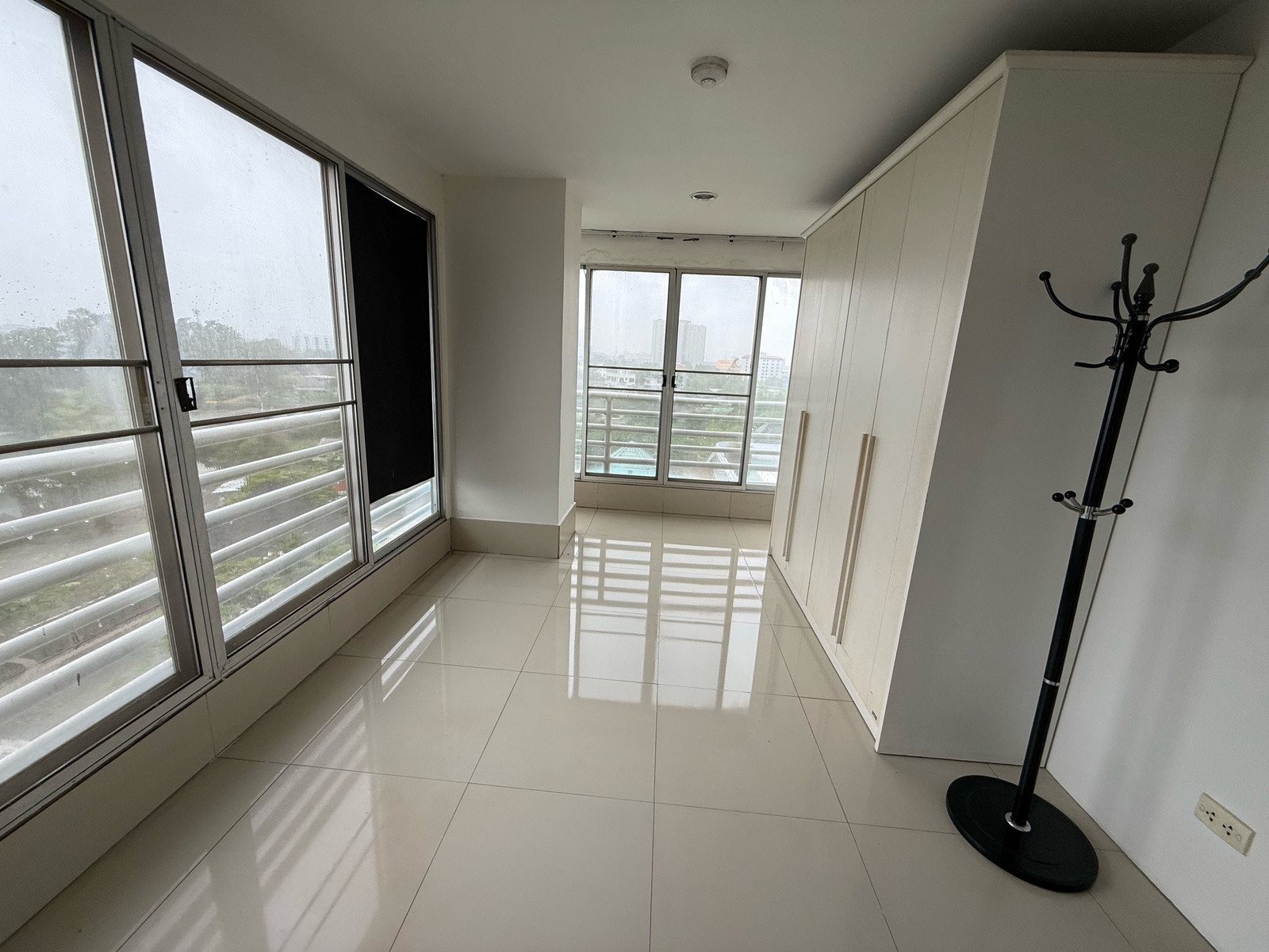 (รหัส SM2240) ขายคอนโด โครงการ Pinklao River Park View : ปิ่นเกล้า ริเวอร์ พาร์ค วิว  – รูปที่ 4