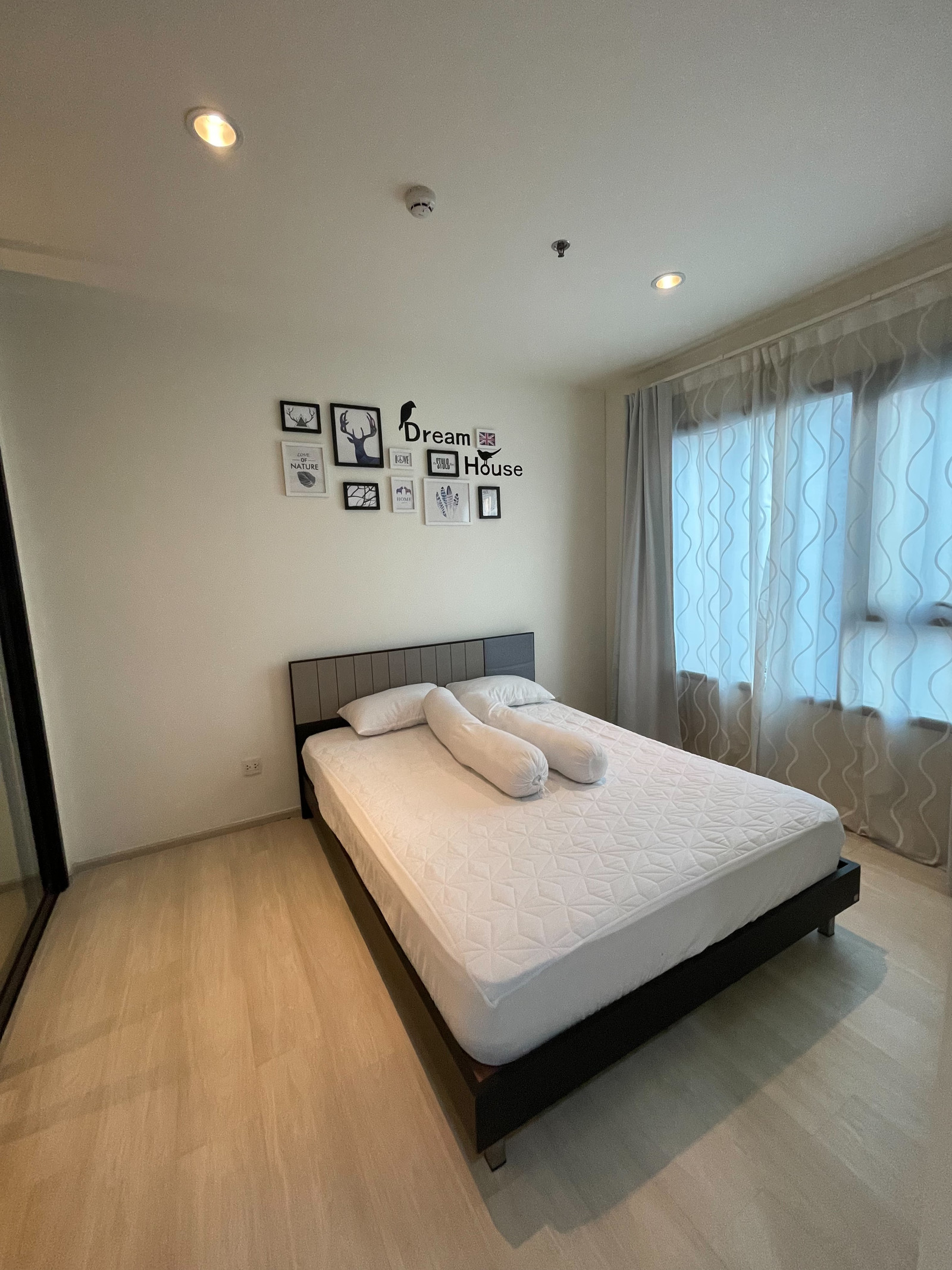 คอนโดพร้อมอยู่ 1 ห้องนอน Life asoke เดินทางสะดวก – รูปที่ 2