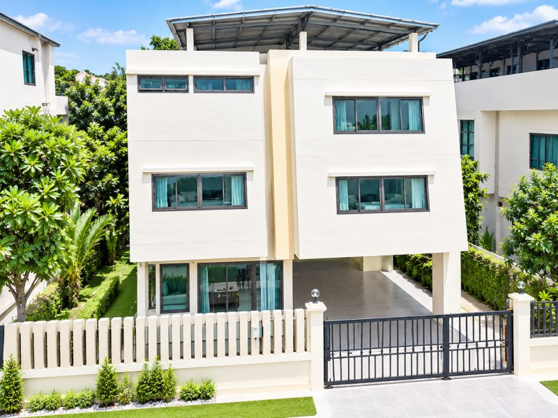 MRT Chaeng Watthana-Pak Kret 28 400 m. 6 bath Adjacent to Central Chaengwattana-Panyapiwat. 4 story MRT Chaeng Watthana-Pak Kret 28 400 m. 6 bath Adjacent to Central Chaengwattana-Panyapiwat. 4 story