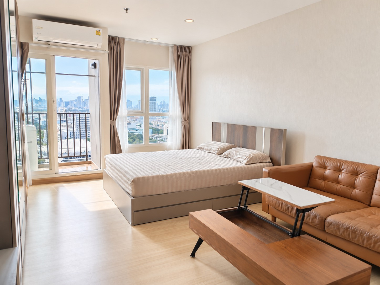 Sold with tenant! Supalai Veranda Ramkhamhaeng | Buy and receive additional income. Sold with tenant! Supalai Veranda Ramkhamhaeng | Buy and receive additional income.