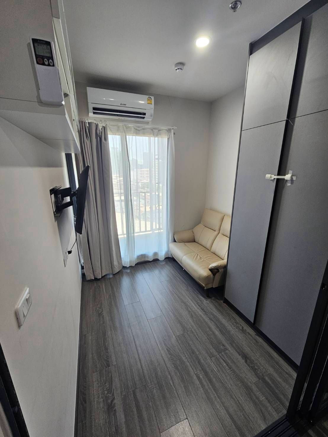 NSJ: Ideo Sukhumvit Rama 4 1BR For Rent Near BTS Phra Khanong NSJ: Ideo Sukhumvit Rama 4 1BR For Rent Near BTS Phra Khanong
