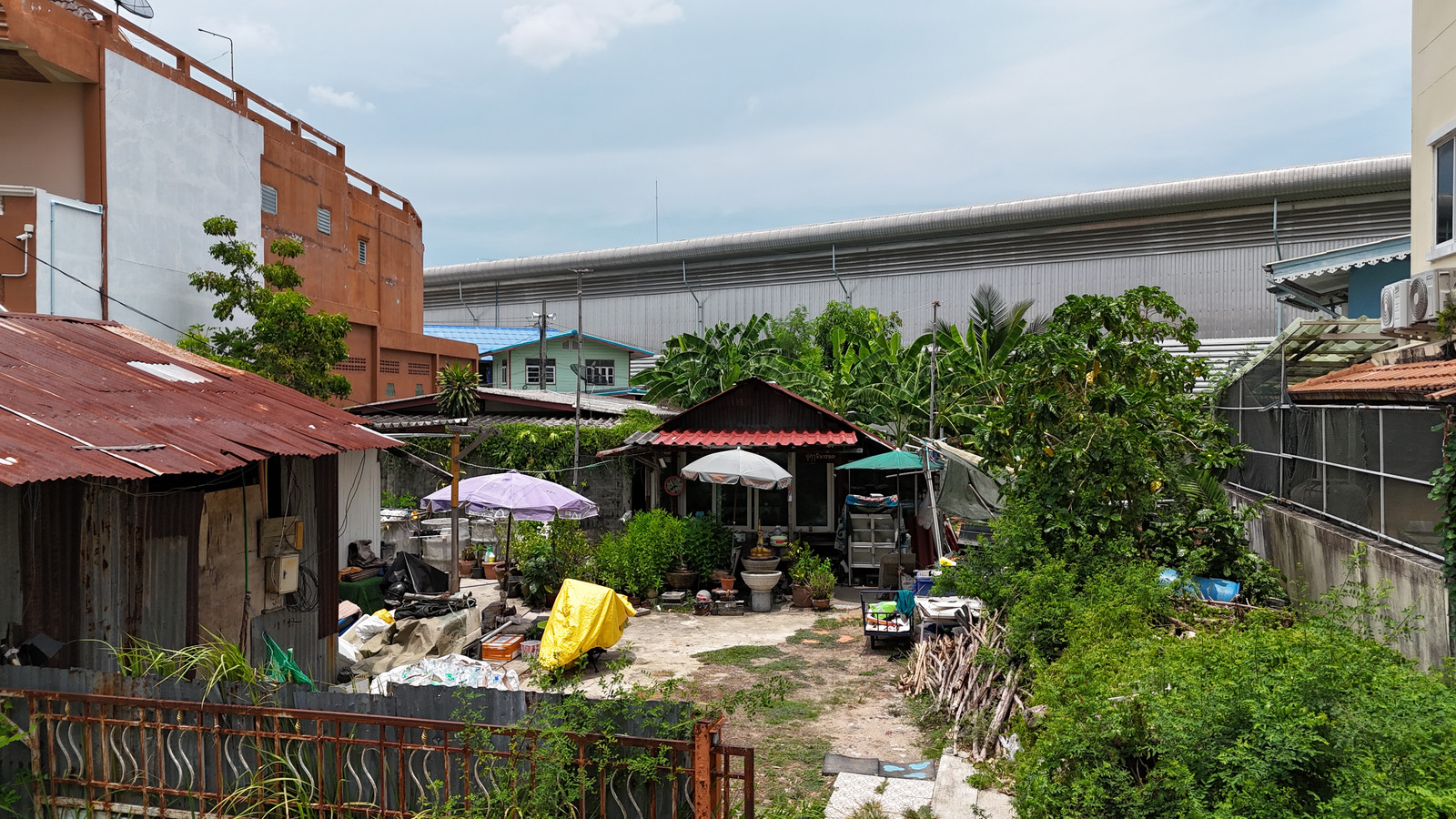 ที่ดินเปล่าหลังโฮมโปรสุขสวัสดิ์เหมาะทำที่พักสินค้าหรือบ้านพักคนงาน – รูปที่ 4