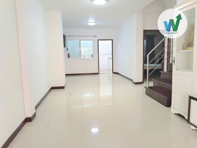 Townhouse for sale cheap, Niraville Plus Phase 2, Ekachai - Pho Chae, beginning of the project, fully renovated, ready to move in. – รูปที่ 3