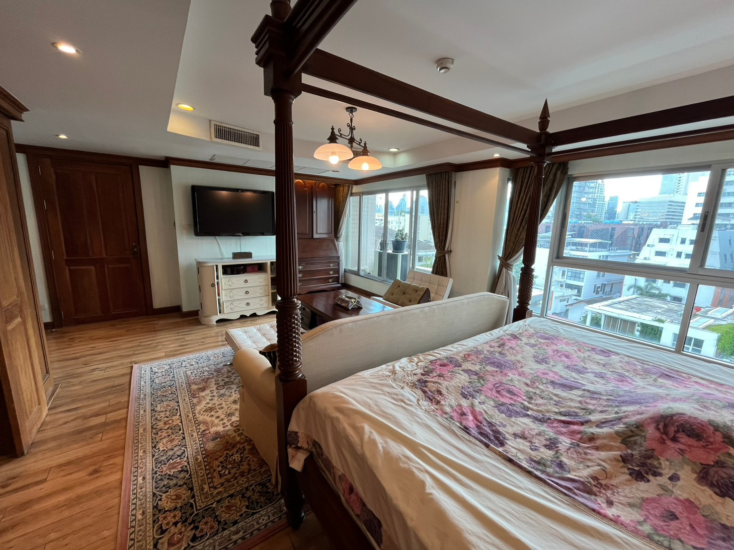 Navin Court – Ruamrudee | Ploenchit Navin Court – Ruamrudee | Ploenchit