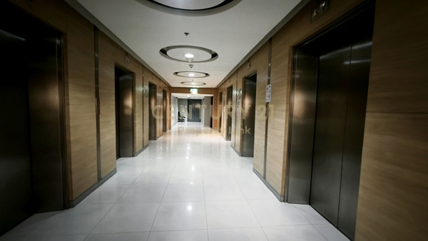 For Rent: 1,533 Sq.m. Whole-Floor Office Space at Phaholyothin Place (Ari-Phaholyothin) | Fully Furnished, Near BTS Ari No.50-OT-69013