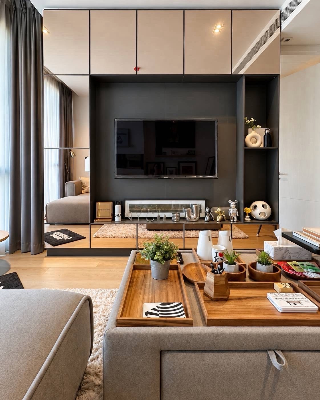 For Sale THE STRAND THONGLOR | 1BR | Fully Furnished | New York-Style Interior | Private Terrace | 54 SQ.M. Tel.0889797878 – รูปที่ 2