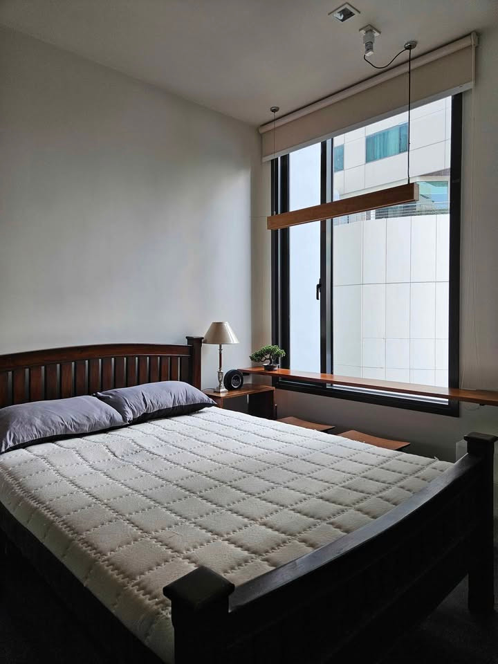 ให้เช่าคอนโด Edge Sukhumvit 23 - 1 ห้องนอน 1 ห้องน้ำ - 30 ตร.ม. - เช่า 25,000 บาท/เดือน [BLr2610004] 