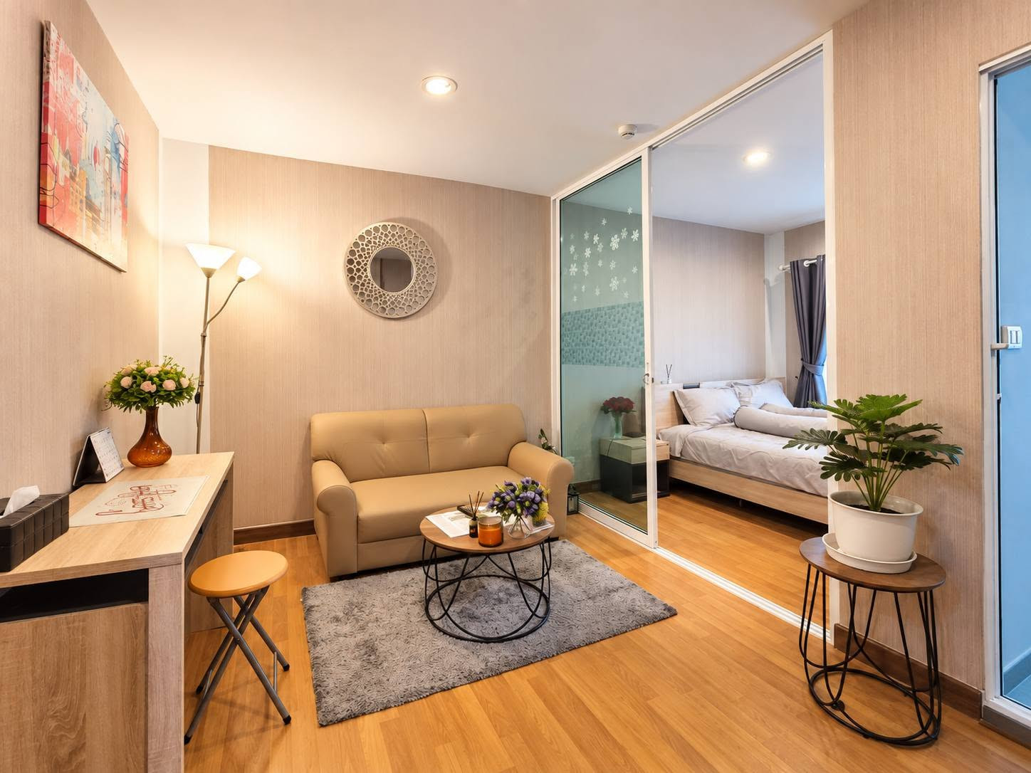 🚇Regent Home Bangson 27 คอนโดพร้อมอยู่ ใกล้ MRT บางซ่อนแค่ 0.3 กม. เดินไม่ถึง 5 นาทีก็ถึงสถานี เหมาะทั้งซื้ออยู่เองและซื้อปล่อยเช่า  ห้อง 1 ห้องนอน ฟังก์ชันครบ ทำเลเดินทางสะดวก ขึ้นทางด่วนศรีรัช-วงแหวนรอบนอกได้ง่าย 