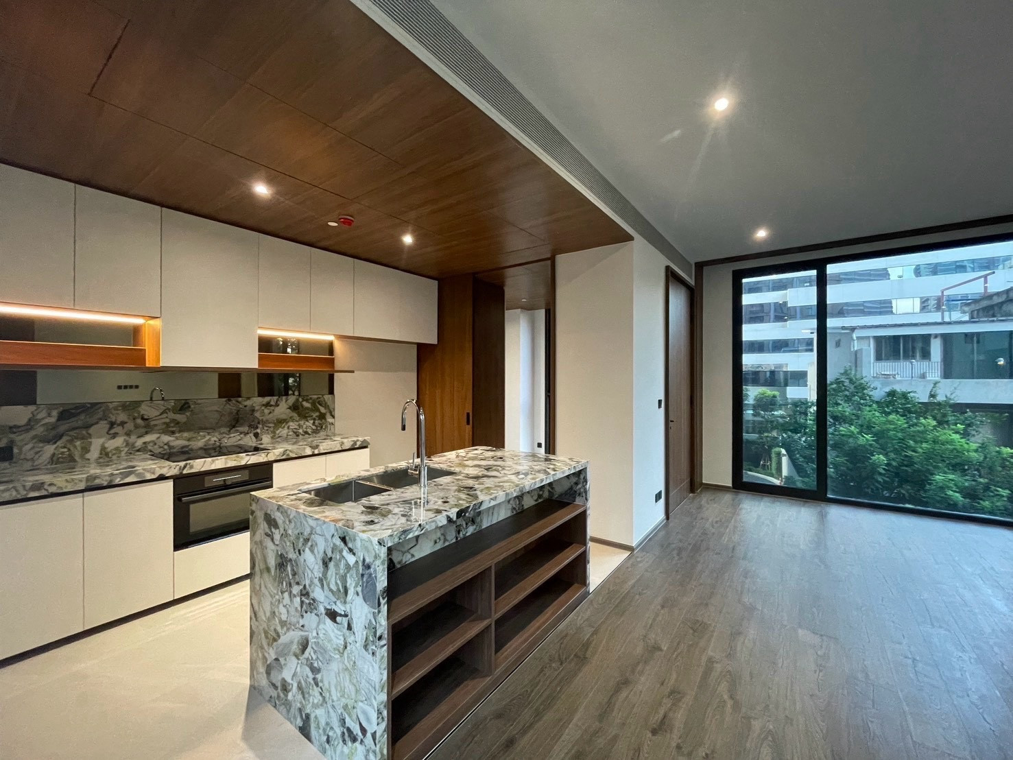 Romm convent ⚜️Sky villa layout ⚜️  128.7 sqm | 2BR🛌 30.2 MB  2 cars auto parking