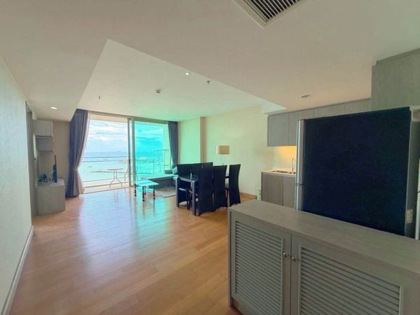 ให้เช่าห้องใหญ่หรู Marina Bayfront ศรีราชา ชั้น 17 วิวทะเล 2 นอน บิวท์อินพรีเมียม