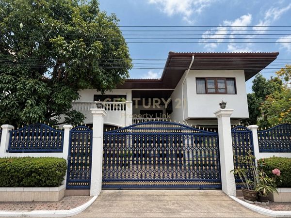 ขายบ้านเดี่ยว 2 ชั้น สุขุมวิท – ปรีดี พนมยงค์ 14 | 67 ตร.ว. 4 นอน 5 น้ำ เชื่อมต่อเอกมัย-พระโขนง No.55-HH-69048
