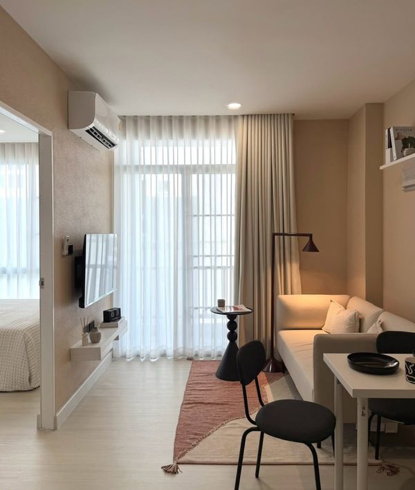 Casa Condo@CMU ห้องรีโนเวทใหม่ มีระเบียงวิวสระว่ายน้ำ หลัง ม.เชียงใหม่ ใกล้คณะประตูวิศวะ มช. สะดวก ปลอดภัย 