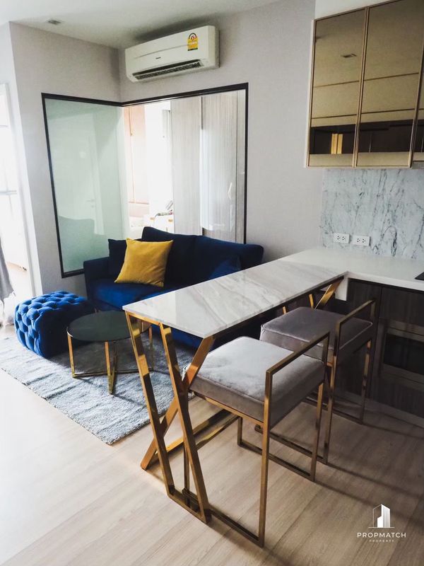 ✨Flash Deal ✨Urbano Absolute Sathon-Taksin (1Bed 1Bath 38SQM.) ready to move in! Only 3,780,000 baht Tel.0981315848 @propmatch