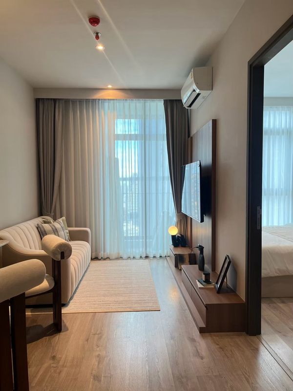 brand new for rent 1 bedroom at Rhythm ekkamai estate