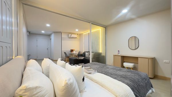 🎉รีบจองก่อนหลุด 🏡💖 "คอนโดบดินทร์สวีทโฮม" (ทาวน์อินทาวน์ - รามคำแหง 43/1) ขนาดกว้างขวาง มีพื้นที่ให้ใช้ชีวิตสบายๆ ไม่รู้สึกอึดอัด รีบทักมาก่อนห้องหลุดมือ