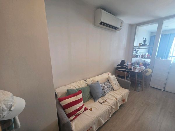 Urgent sale Studio 28.5 sq m. Price 5,600,000 baht. If interested, contact 0654649497.