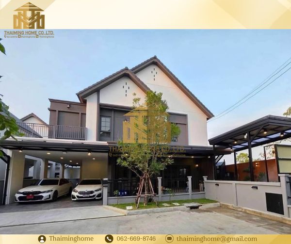 Luxurious 2-story detached house for sale, Modern Luxury style, Centro Bangna Village, size 400 sq m (TH6-4026)
