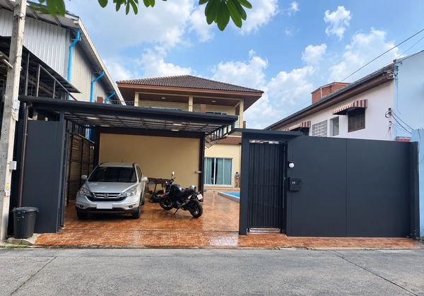 🏠 บ้านเดี่ยวพร้อมสระว่ายน้ำและบ้านศาลาริมสระ แถวลาดพร้าว71 ⛲️
