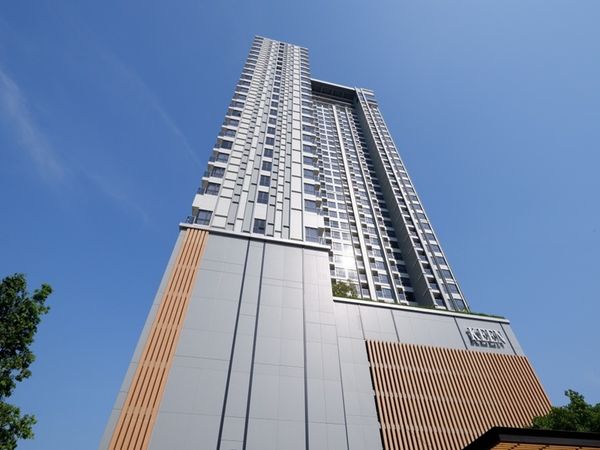 ให้เช่าคอนโดหรู KEEN Centre Sriracha 1นอน ตรงข้ามโรบินสัน มีออนเซ็น