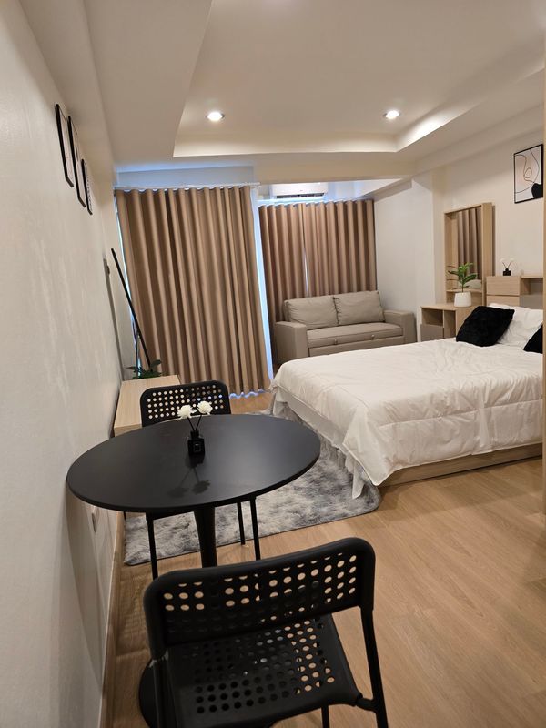 Condo for sale, Lam Sali Mansion, Ramkhamhaeng 60/2, 7th floor, good location, near MRT Lam Sali Intersection.