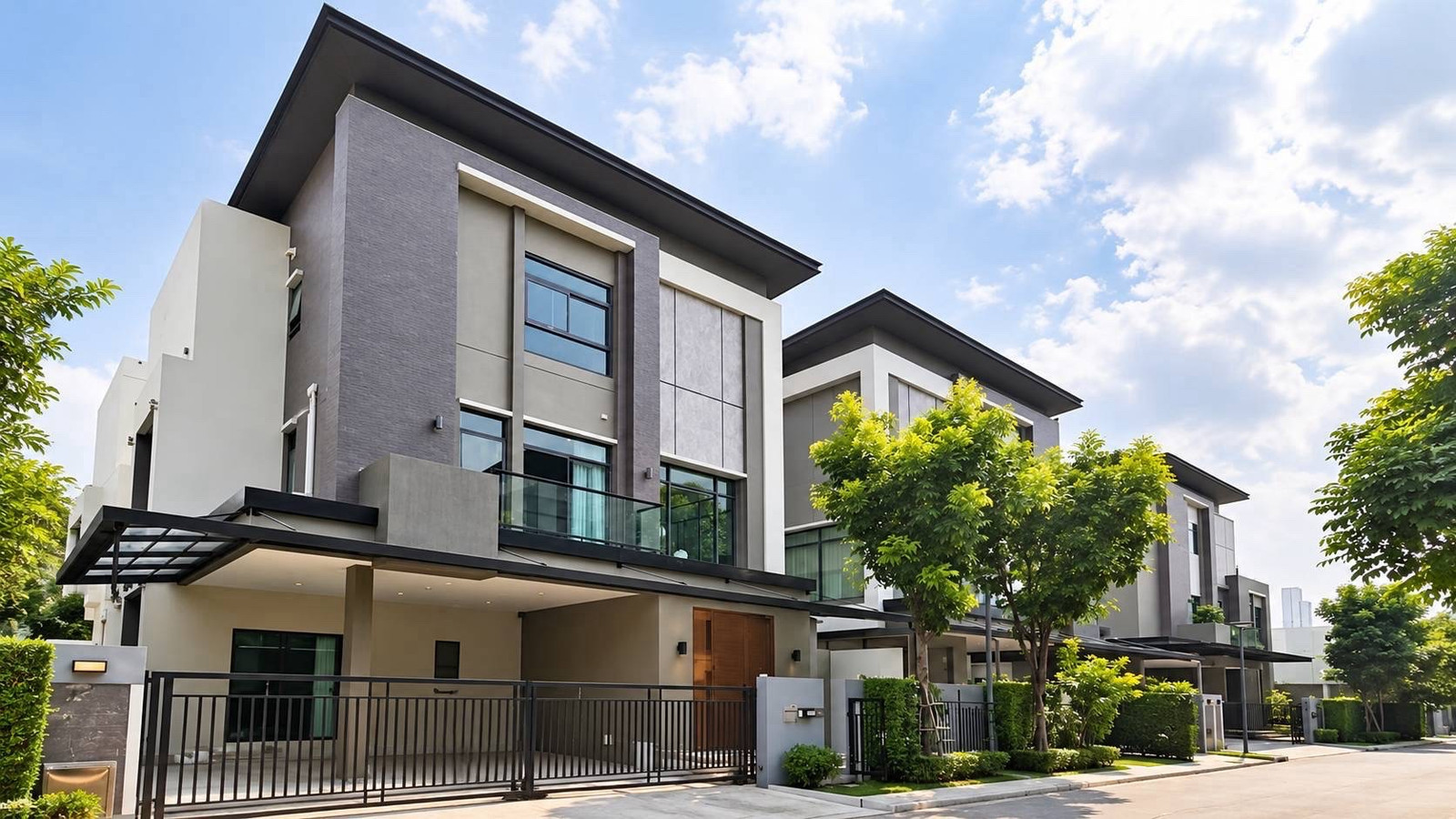 For Sale/Rent • The Gentry Sukhumvit 101 • Luxury Pet-Friendly 🐶🐱 Home 390 SQ.M.| 2–3 Bedrooms | Tel./Line 0889797878 For Sale/Rent • The Gentry Sukhumvit 101 • Luxury Pet-Friendly 🐶🐱 Home 390 SQ.M.| 2–3 Bedrooms | Tel./Line 0889797878