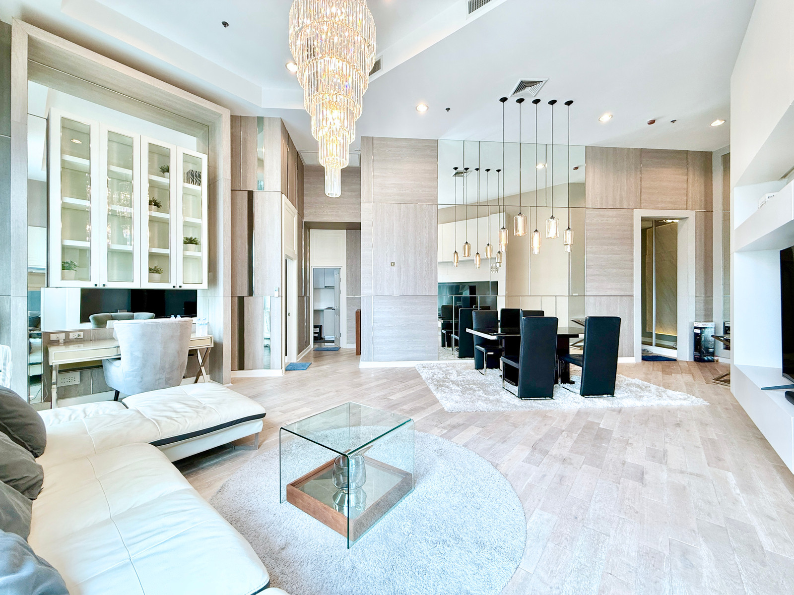 🚀 Belle Grand Rama9 - 127sq.m. 2Bed2Bath 4.7meter High Ceiling 092-545-6151 (Tim)