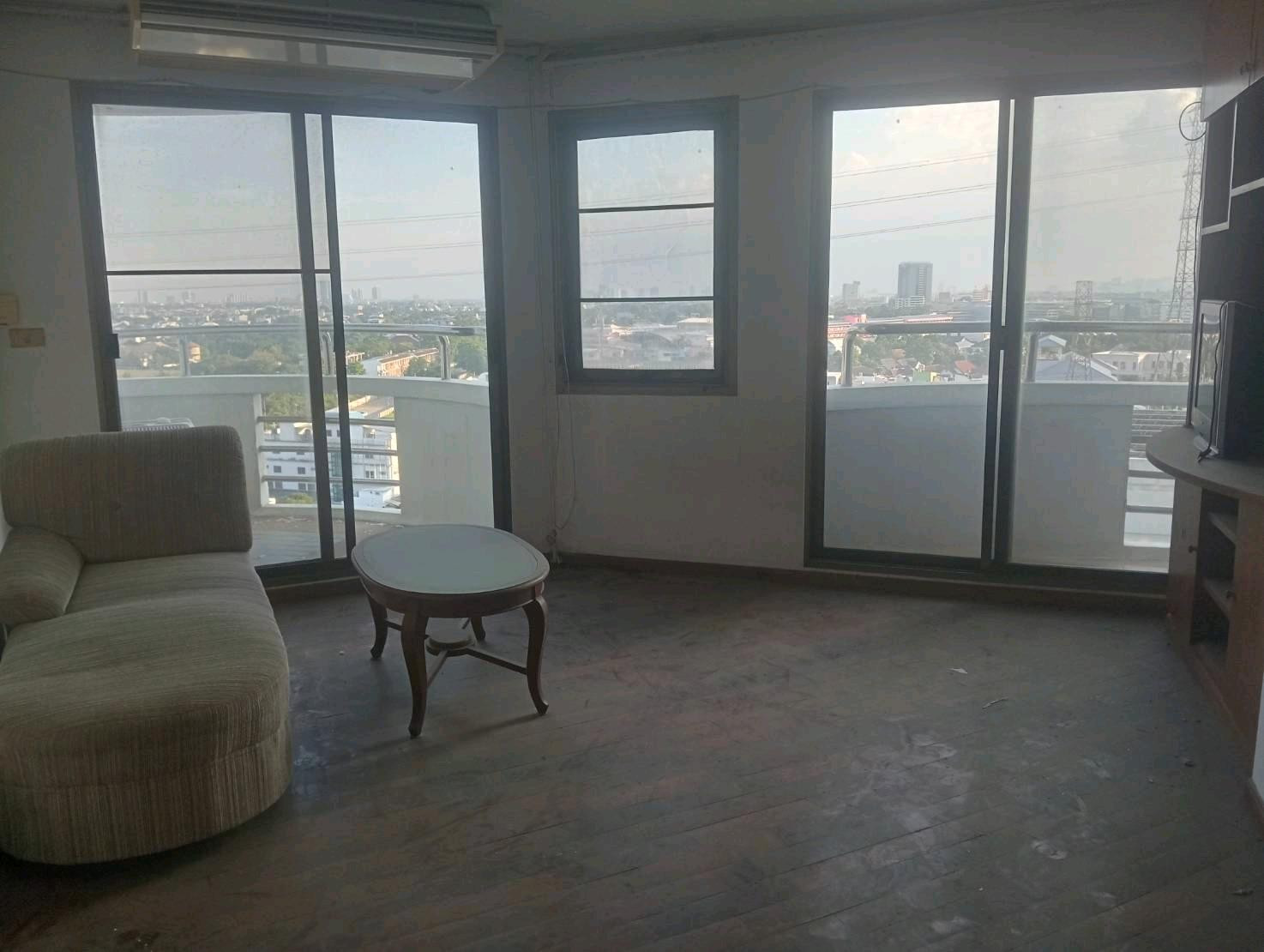 ❤️🌿❤️[[For sale]] Big room, good view, cheap price, 2 bedrooms, 2 bathrooms, near ARL and MRT Yellow Line, Hua Mak Station.