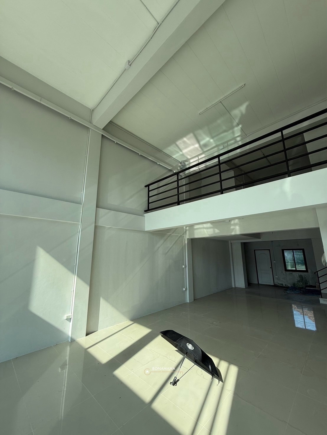 Commercial building for sale, 2 units, 1st hand, beautifully decorated, Lat Sawai, Lam Luk Ka Khlong 3 – รูปที่ 4