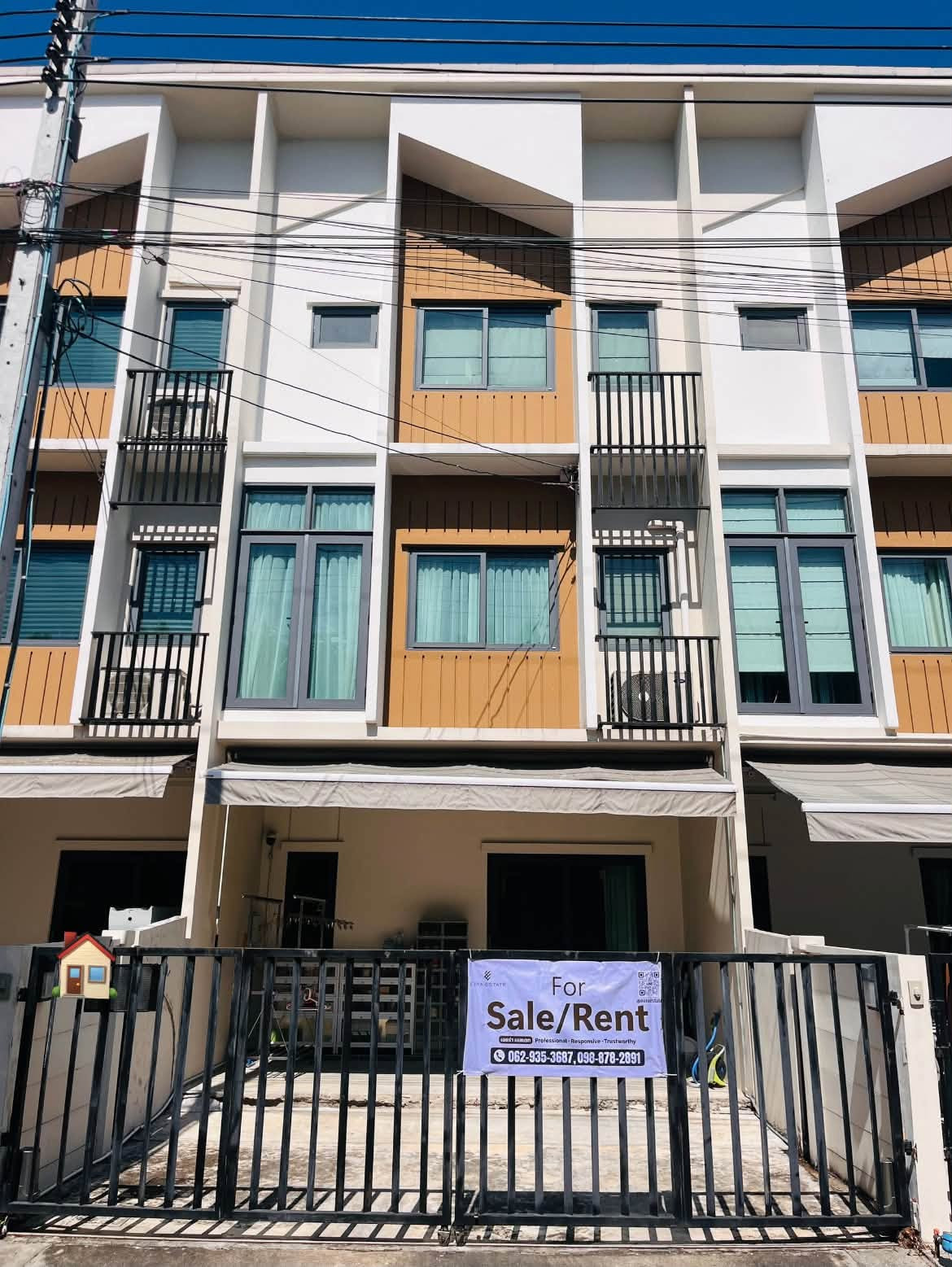 ขาย ให้เช่า ทาวน์โฮม 3 ชั้น ขาย ให้เช่า ทาวน์โฮม 3 ชั้น