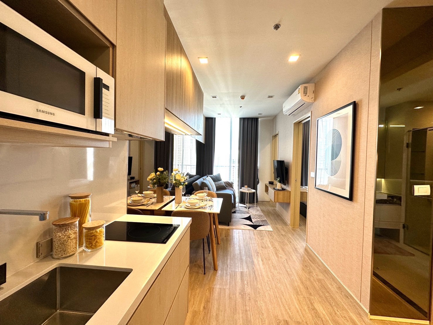 Hot Deal 1 bed for rent ar Noble state 39 Hot Deal 1 bed for rent ar Noble state 39