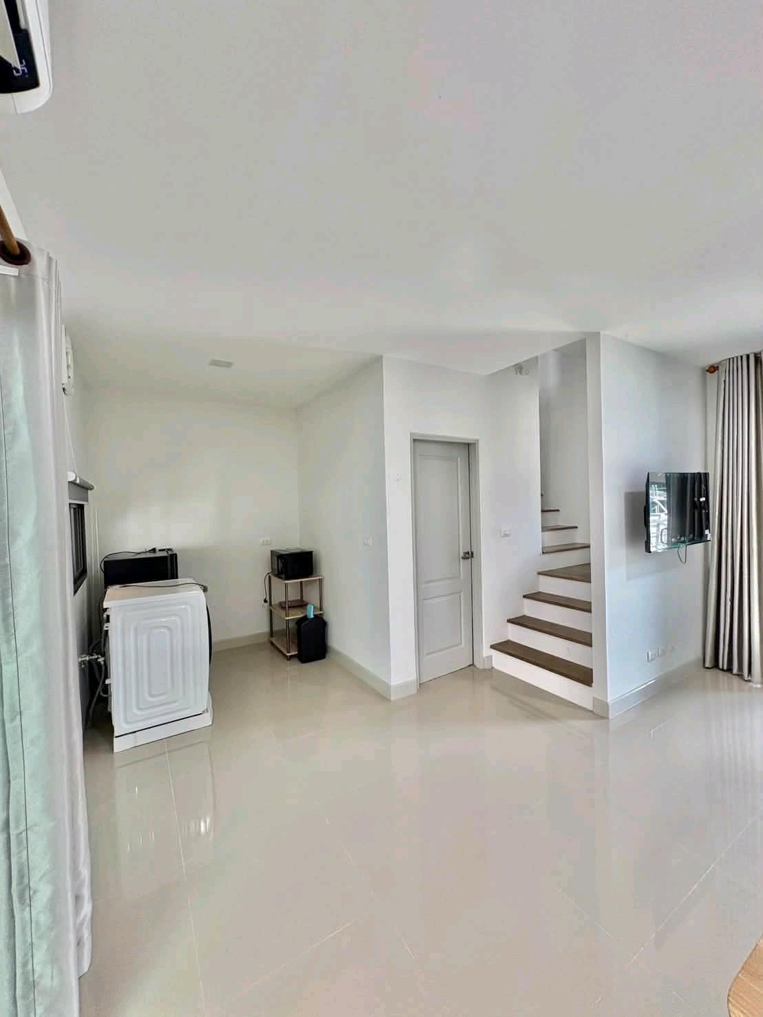 🌟 บ้าน 3 ห้องนอน พร้อมเฟอร์นิเจอร์และเครื่องใช้ไฟฟ้า – รูปที่ 3