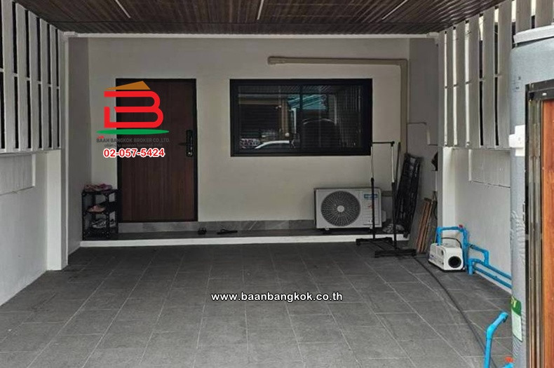 ทาวน์โฮม 3 ชั้น เนื้อที่ 19.3 ตร.ว. หมู่บ้าน มนเทียนทิพย์ ซอยสุคนธสวัสดิ์ 36 แขวงลาดพร้าว เขตลาดพร้าว – รูปที่ 2