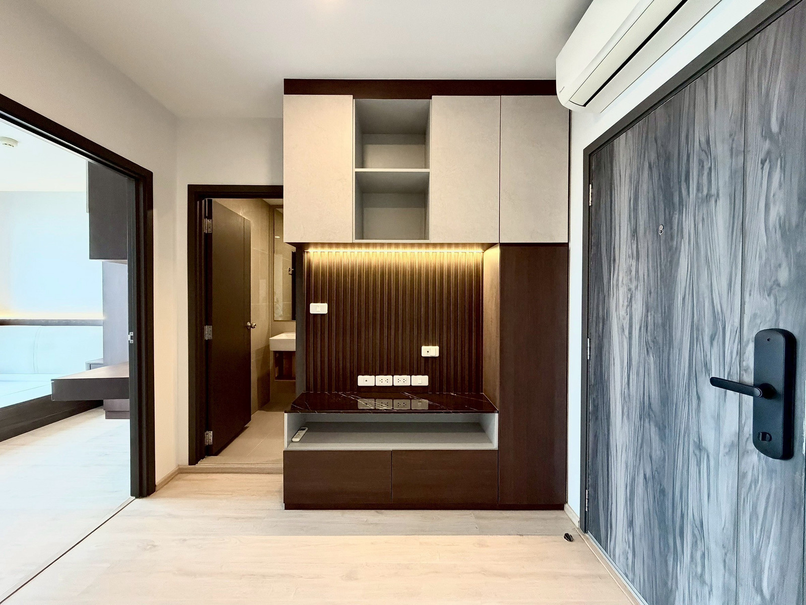 for SALE : ELIO DEL NEST 1bed1bath ห้องสวย พร้อมเข้าอยู่ รีบโทรนะ 095-3905490