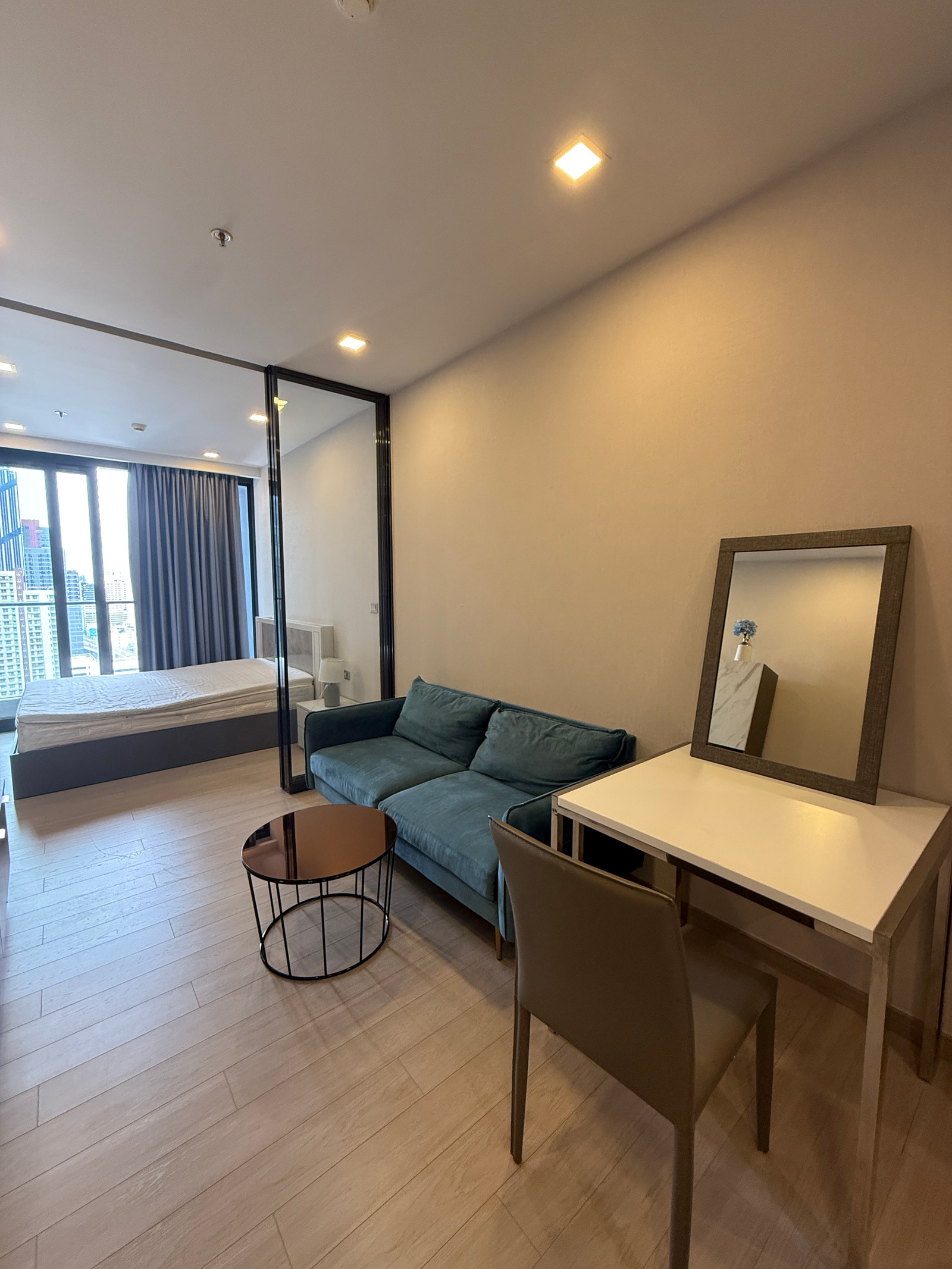 One9Five Asoke Rama9 36 Sq.m.18 Floor ,A Tower One9Five Asoke Rama9 36 Sq.m.18 Floor ,A Tower