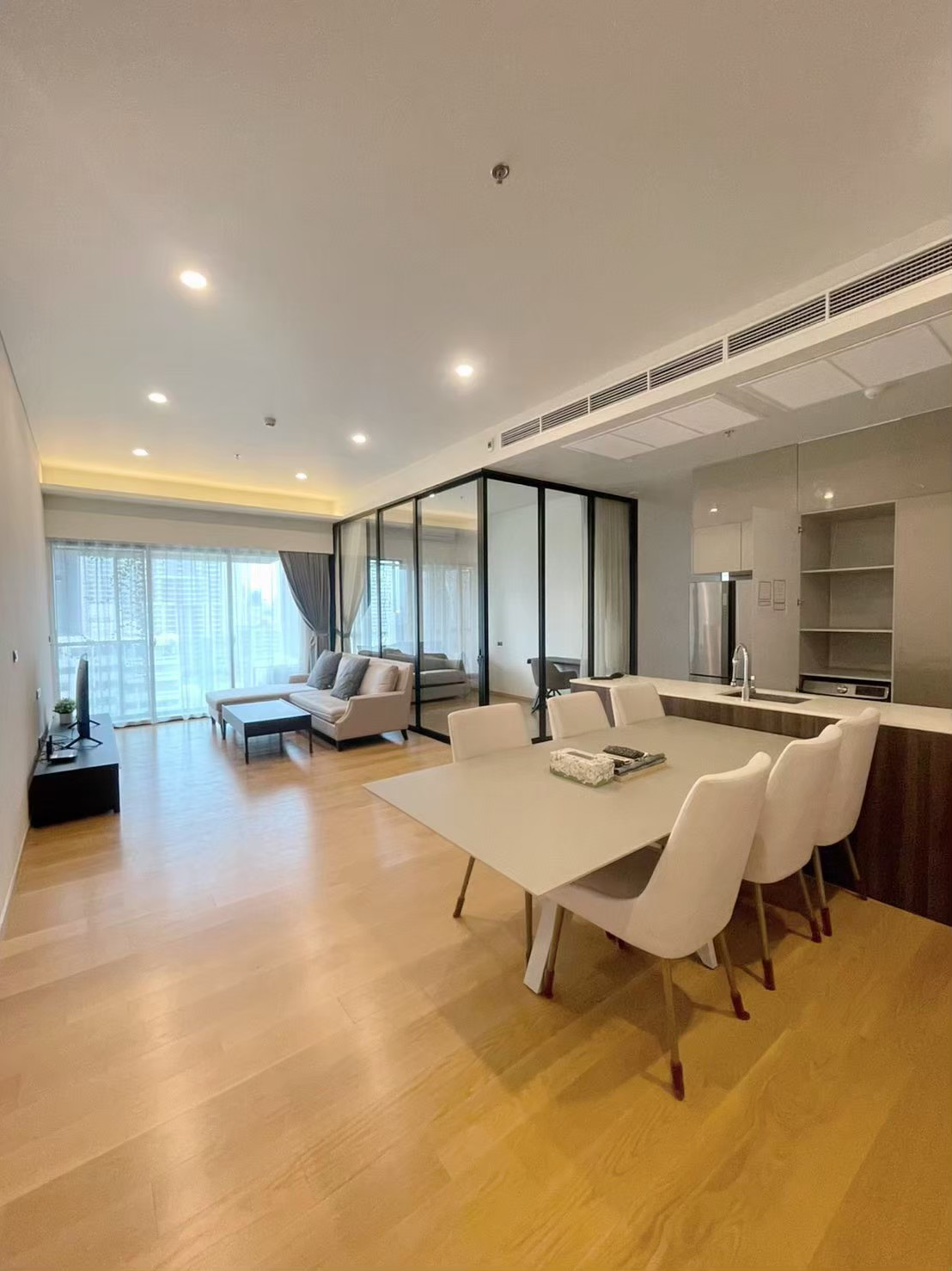 ให้เช่า คอนโด ไซมิส เอ็กซ์คลูซีฟ สุขุมวิท 31 (Siamese Exclusive Sukhumvit 31)  ชั้น 12A พื้นที่ 116.46 Sqm. แบห้อง 3BD (3 นอน 2 น้ำ) เครื่องใช้ไฟฟ้าและเฟอร์นิเจอร์ ครบ พร้อมอยู่  ค่าเช่า 90,000 บาท/เดือน  – รูปที่ 3