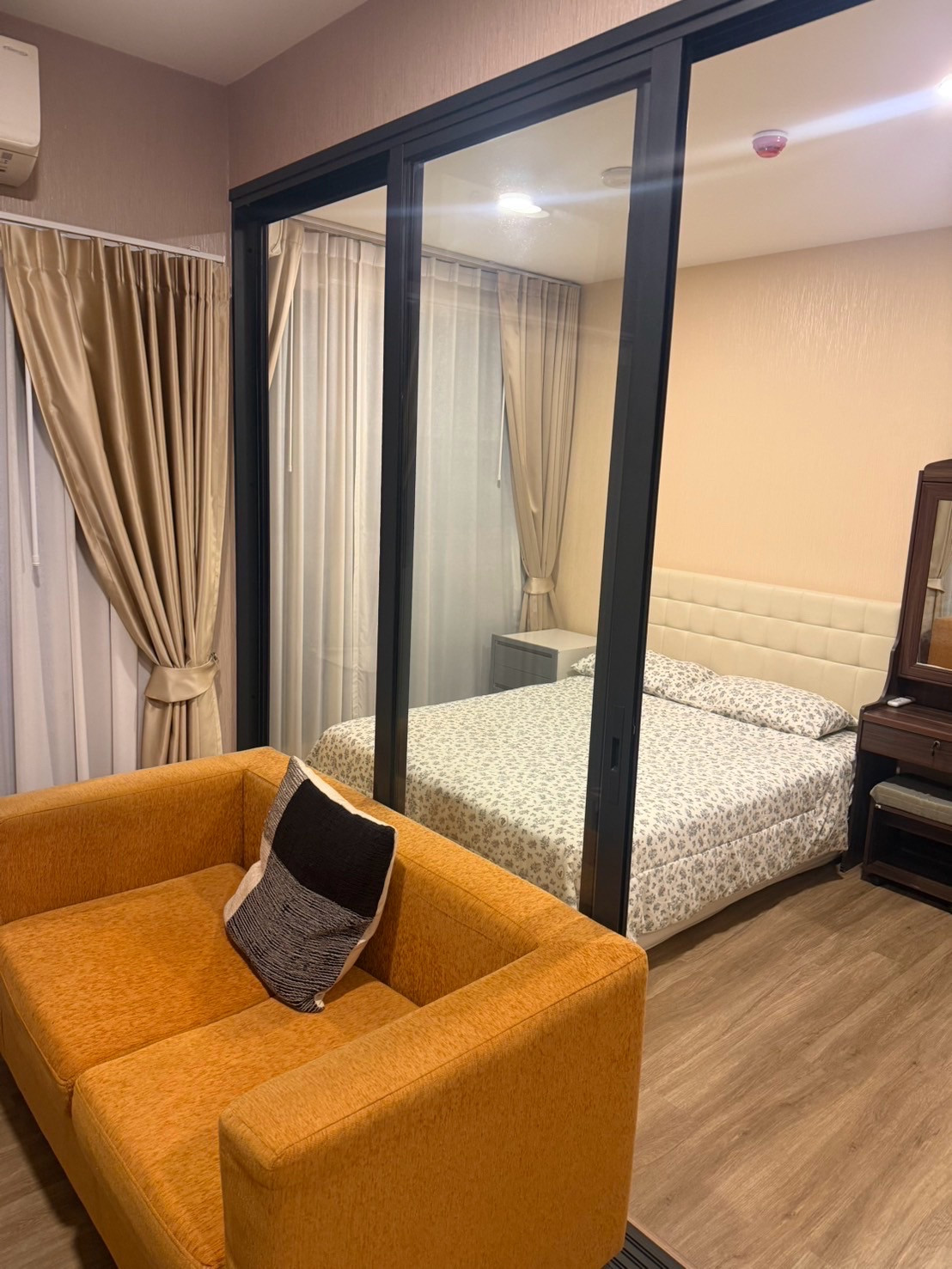 As for some rooms, its full with rooms at cute prices‼️ The Stage Mindscape