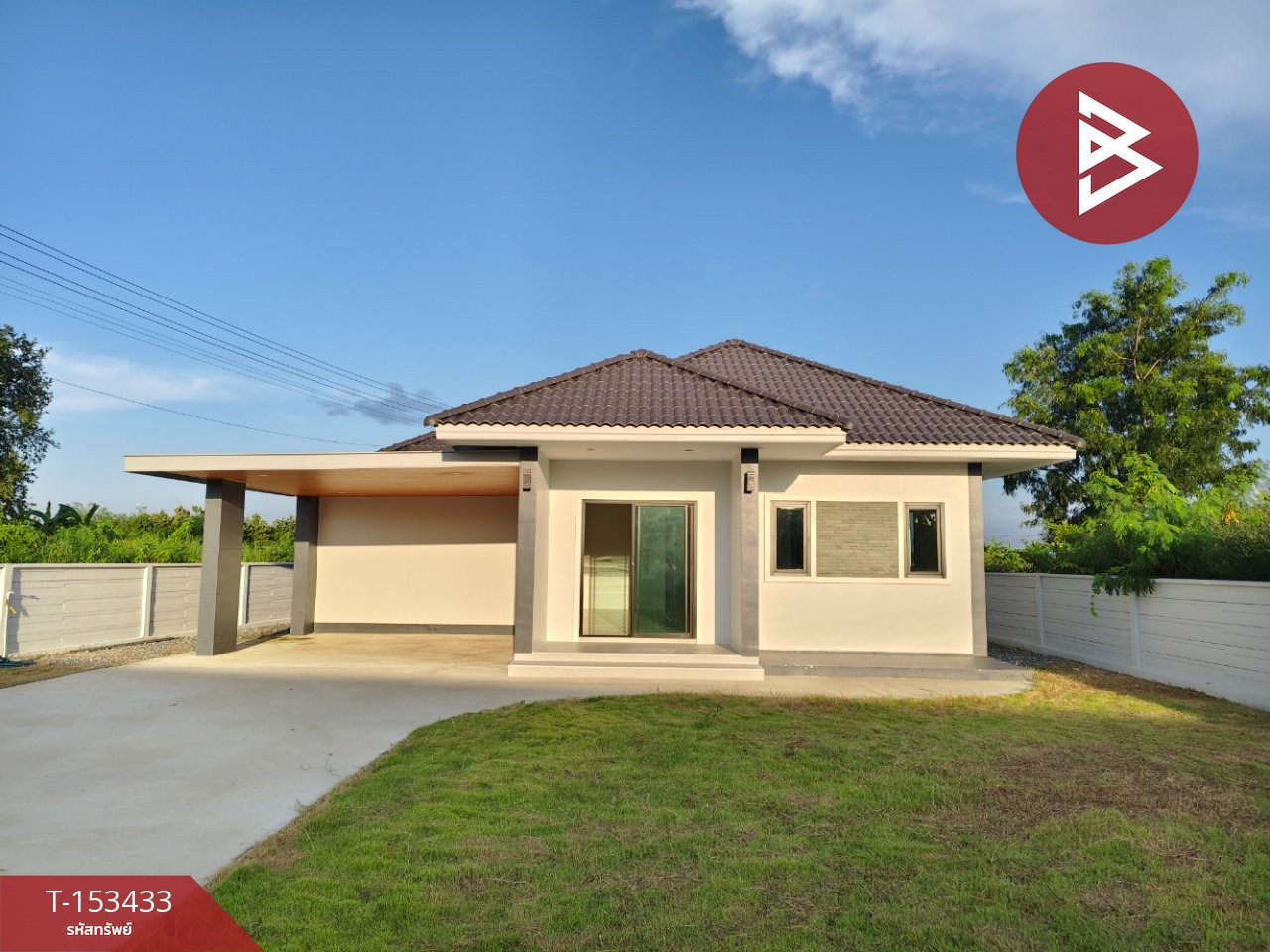 Single-storey detached house for sale, area 140 square meters, Ban Pong, Ratchaburi.
