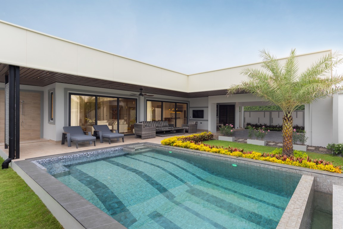 Brand New Luxury Pool Villa for Sale in Pattaya near International Schools Brand New Luxury Pool Villa for Sale in Pattaya near International Schools