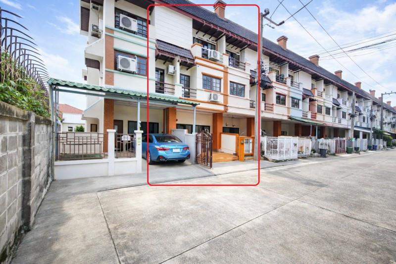 4bed 3-story townhouse opposite Lotus Thai Watsadu Cheapest in Nawamin 133-141. 11,999B-M 3bath location 4 ฺBuengKum 24sq.wa 274sqm.