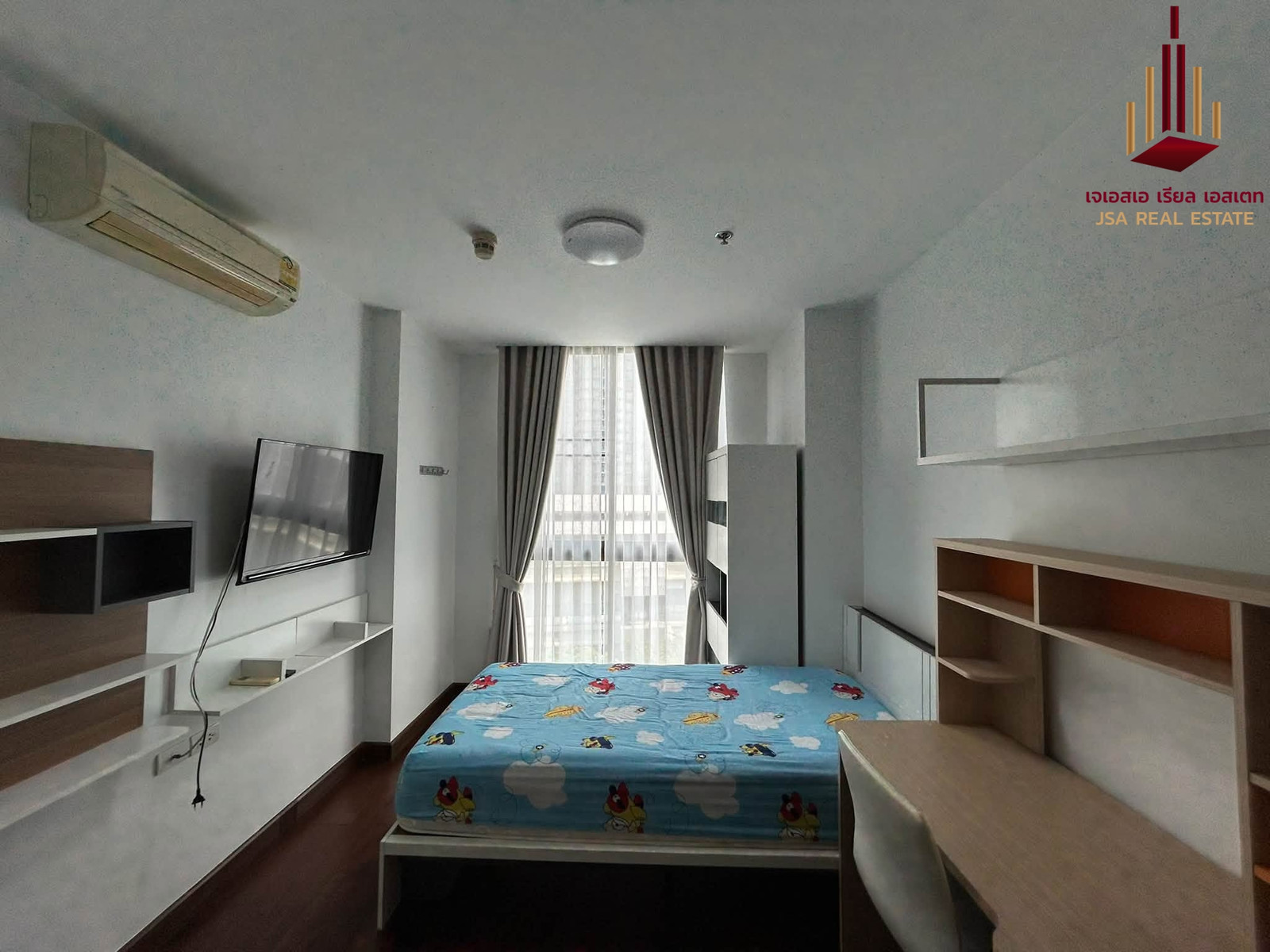 ✨ For Rent: Ideo Sathorn - Taksin Condo ✨ 💰 Only 39,000 THB/month