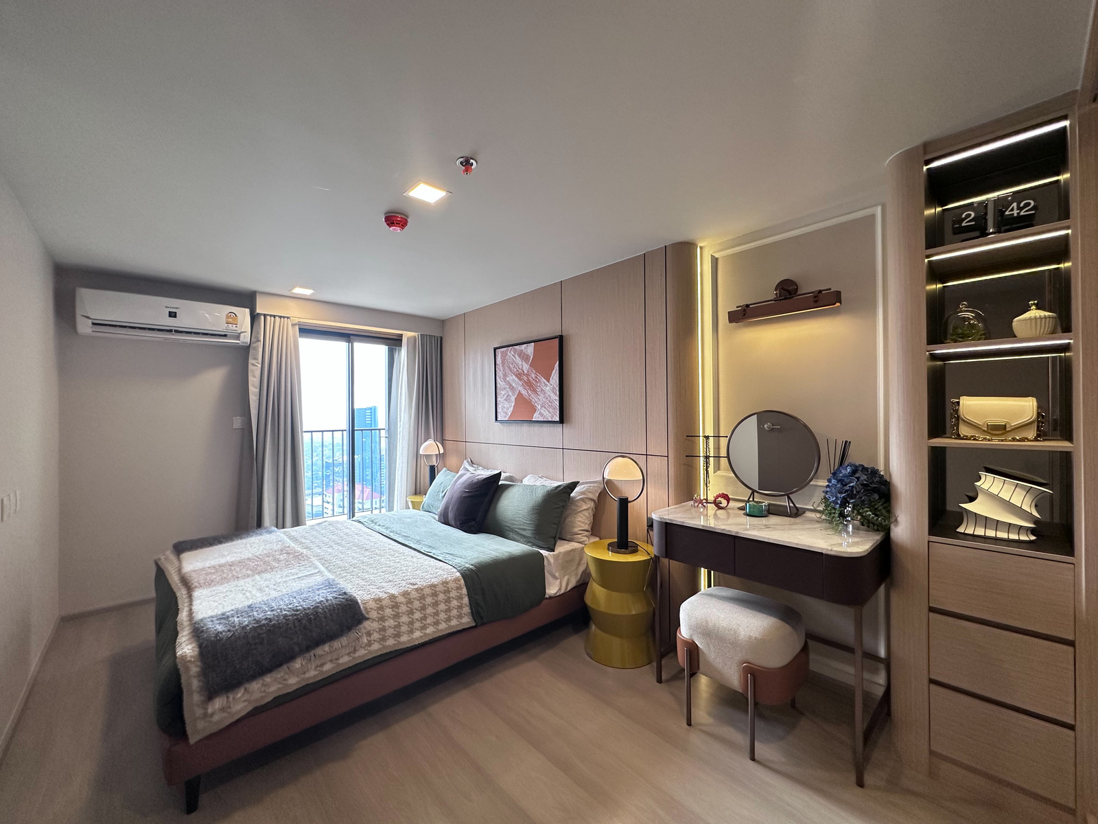 2 ห้องนอน Vertiplex Life Phahon - Ladprao | คอนโดที่ใช่ ในทำเลที่ลงตัว 